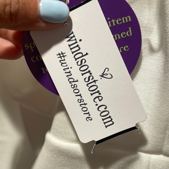 White NWT Windsor Dress - Picture 3 of 4